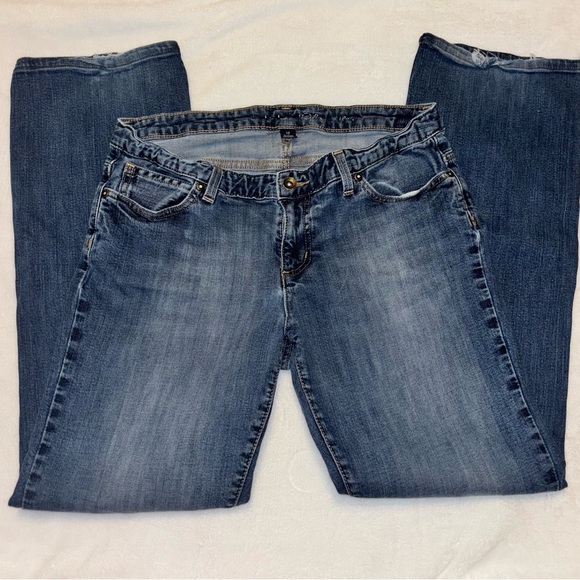 Nautica Blue Straight Leg Jeans with Classic Style - Picture 1 of 6